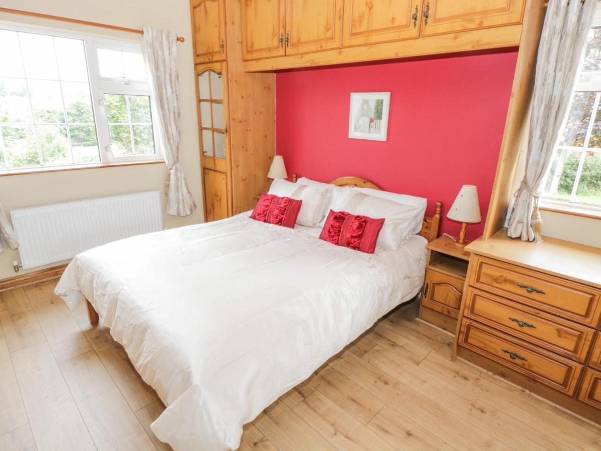 Clodagh'S Cottage Collooney Экстерьер фото